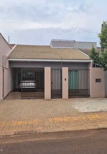 Casa a venda no jardim IPE.