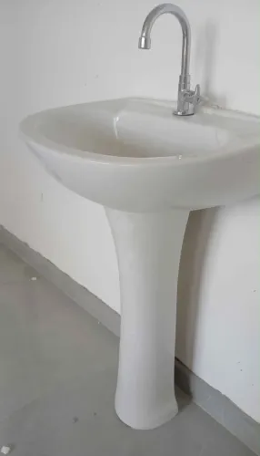 Vende-se pia para Banheiro nova
