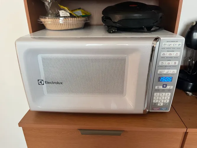 Microondas 34lt