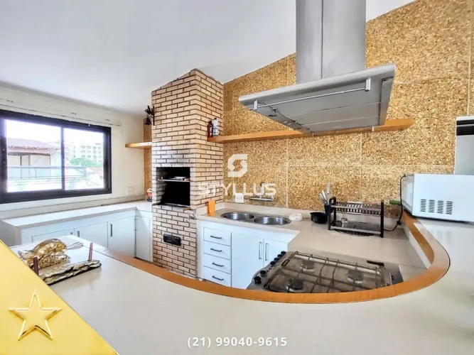 Casa Espaçosa e Moderna em Localização Privilegiada com Piscina e Área Gourmet! M48K