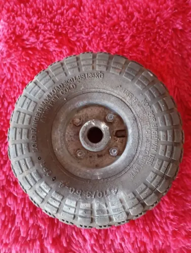 Pneu de carrinho de carga ou mão