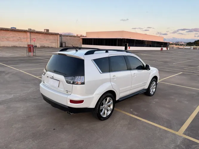Mitsubishi Outlander 3.0/ GT 3.0 V6 Aut. 2012