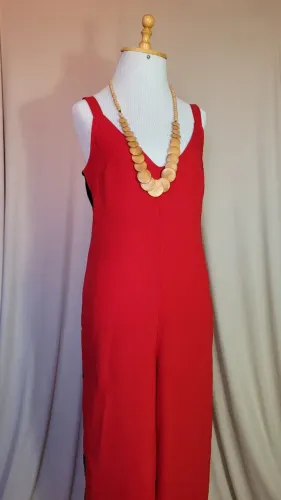 Macacão Feminino Longo de Alças Vermelho, Veste 40, Sem Avarias