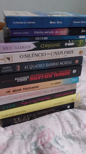 Desapego livros TODOS