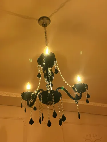Lustre preto elegante