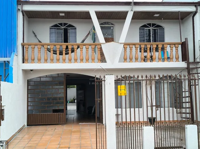 SOBRADO com 4 dormitórios à venda com 180m² por R$ 500.000,00 no bairro Sítio Cercado - CU