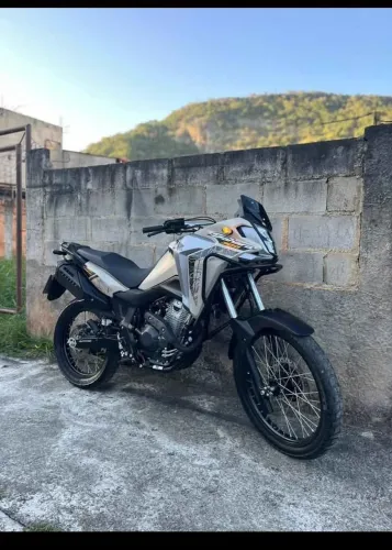 Vendo ou troco Sahara 2025