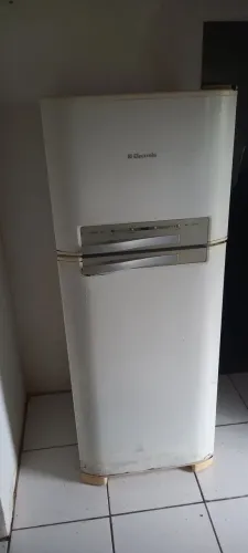Geladeira Eletrolux