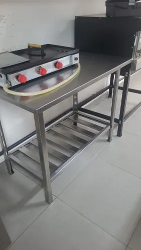 Vendo equipamentos para restaurante, bar e lanchonete bancada de cilindro 