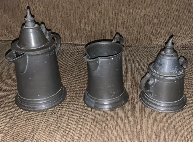 3 acessórios cafeteira leiteira e açucareiro em estanho etain 94 vintage anos 60