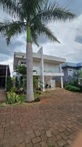Casa com 3 dormitórios para alugar, 220 m² por R$ 9000/mês - Esperança - Londrina/PR