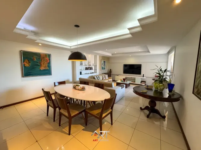 EXCLUSIVIDADE! APARTAMENTO DE 248m²4 QUARTOS, 2 SUÍTES, 3 VAGAS E LAZER COMPLETO NA PRAIA