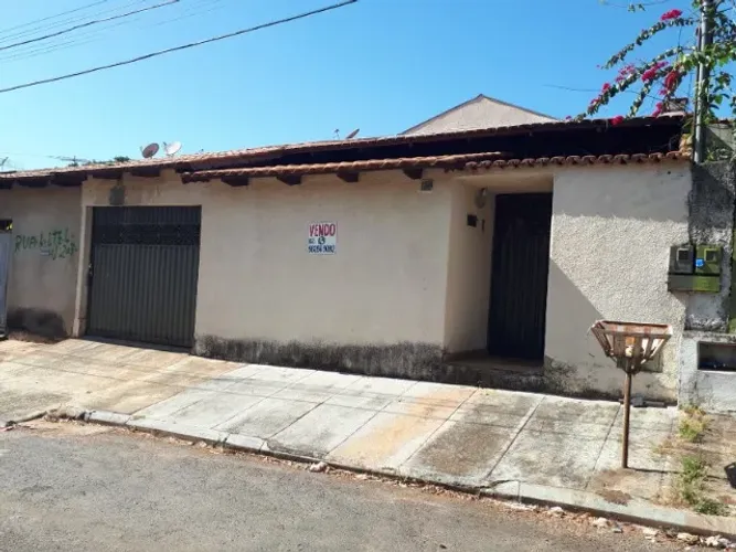 Casa com 3 quartos - Parque Atheneu
