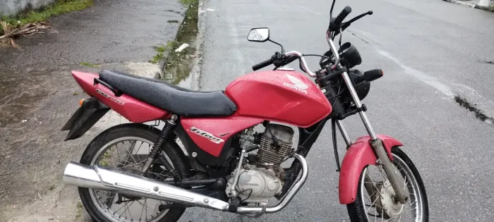 Vendo Titan 150 vermelha 2005 tudo original
