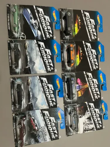 Vendo Coleção Velozes e furiosos hotwheels