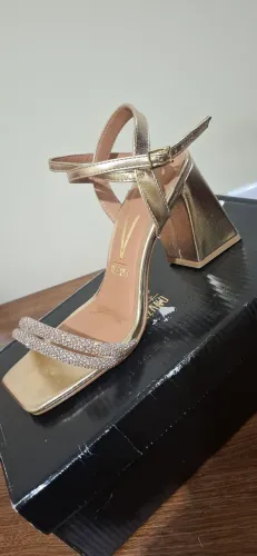 Sandália feminina 
