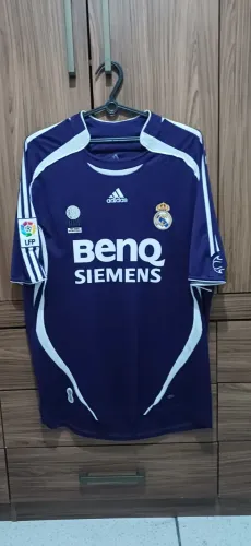 Camisa do Real Madrid tam G oficial 2006