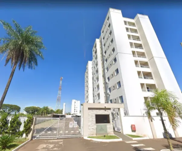 Apartamento 2qts semimobiliado Colina das Palmeiras - R$ 2.100,00
