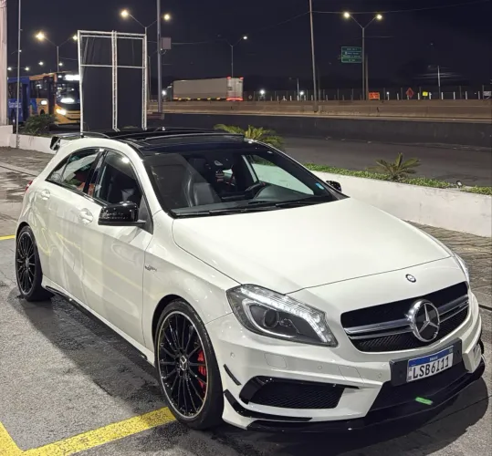 Mercedes-Benz CLA-45 AMG 4matic CGI 2.0 TB Aut. 2015