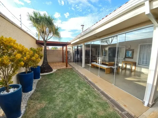 . Casa de Alto Padrão em Condomínio Fechado Casas de Itália Alto Taquaral