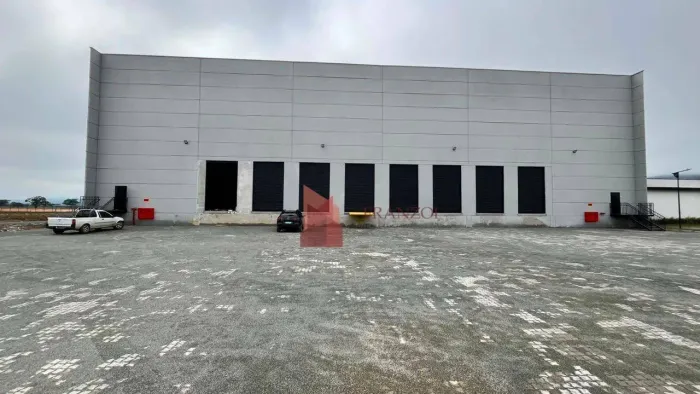 ALUGUEL: ARMAZÉM LOGÍSTICO 3600 METROS COM 8 DOCAS EM CONDOMÍNIO LOGÍSTICO NA BR-101!!
