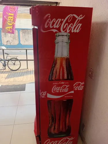 Geladeira expositora Coca cola