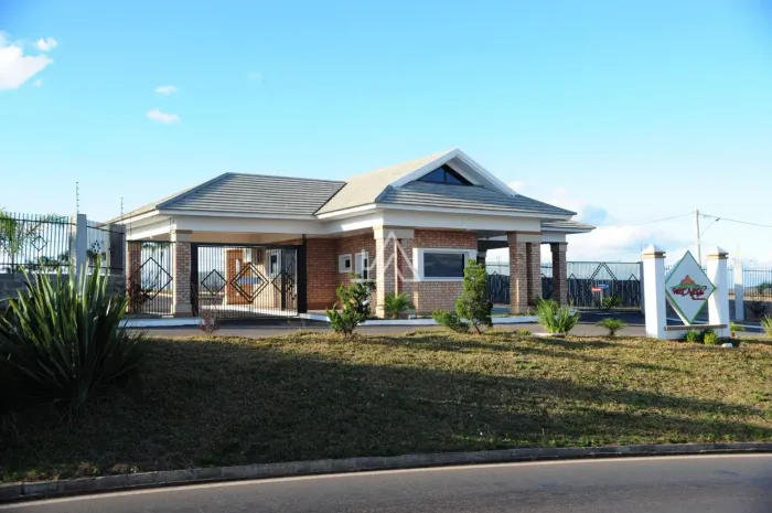 CONDOMÍNIO RESIDENCIAL VILLA PALLADIO - FECHADO - Á VENDA - RES. VILLA PALLADIO - PASSO FU