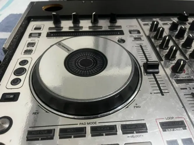 DDJ SX CROMADA C/ CASE