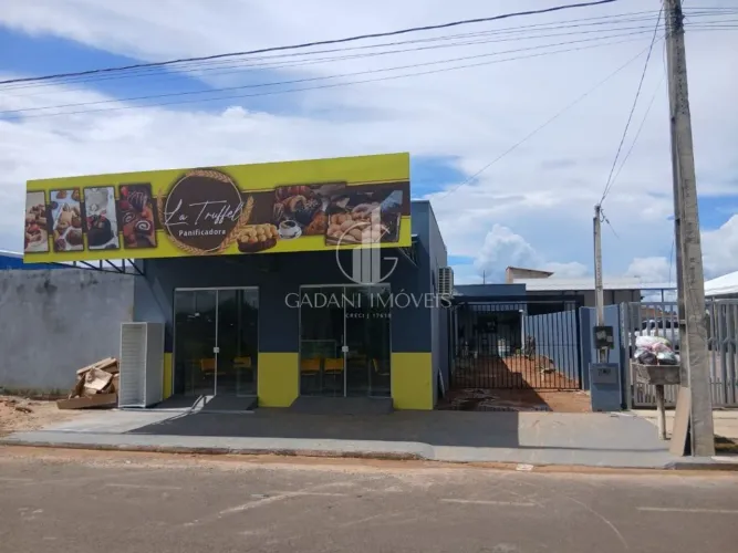 CONJUNTO DE 3 KITNET + PONTO COMERCIAL A VENDA POR R$ 590.000,00 NO JD CARIBE EM SINOP/MT
