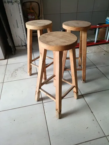 Banquetas 100,00 CADA 