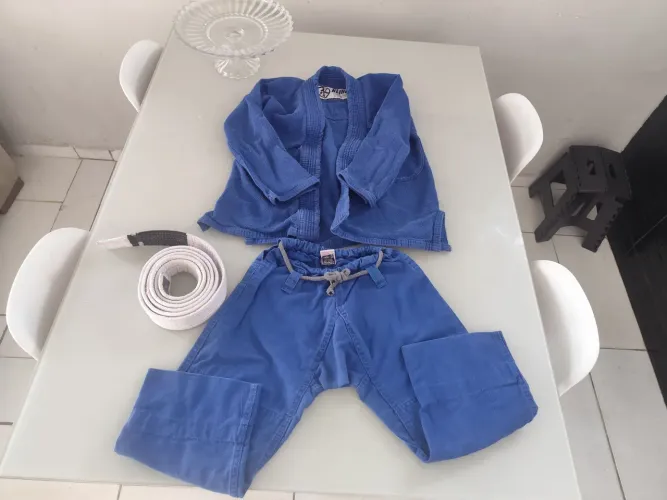 Kimono infantil