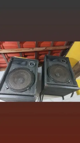 Amplificador NCA powered 1600 turbo e caixa com alto falante de 15" e mais 10 metros de cx