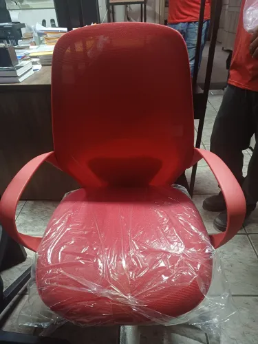 Cadeira de Escritório Diretor.( Novas )