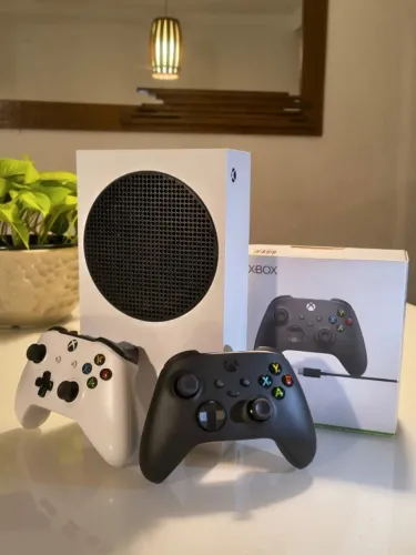 Xbox Series S 512GB Completo (sem detalhes)
