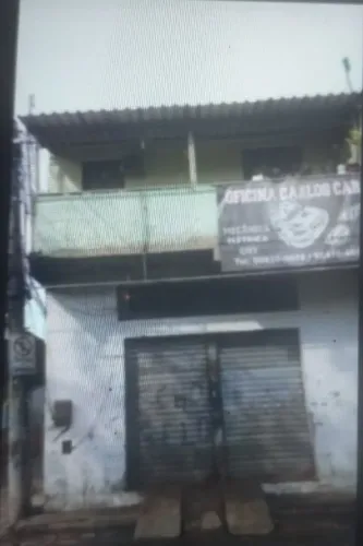 Loja com kit net em cima 