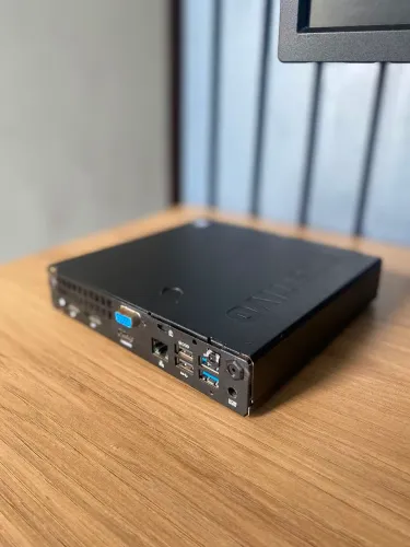 Mini Computador Compacto Positivo - Core i3, 8GB RAM (Pronto para Uso) aceitando propostas