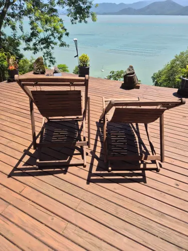 2 espreguiçadeias com 3 posições 