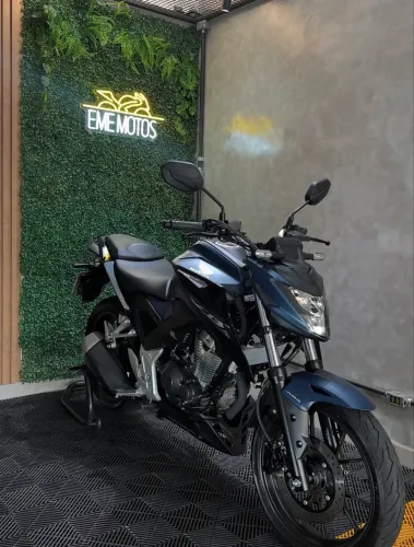 Cb 300f abs twister 2025 apenas 0.800km