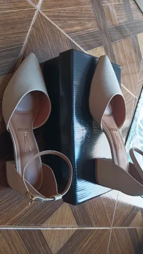 Sapato Scarpin Vizzano Creme tamanho 38 novo na caixa 