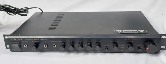 Amplificador e mixer Onix mod Ac 800 -gradiente-Pioneer-polyvox-Sansui-