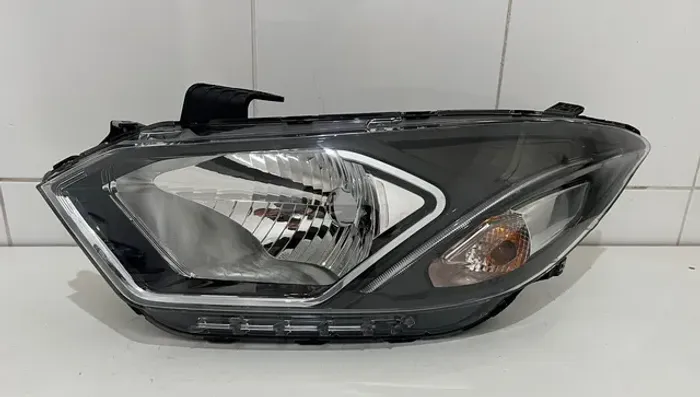 Farol Onix Prisma 2017 18 2019 C/Led Esquerdo Friso Cromado