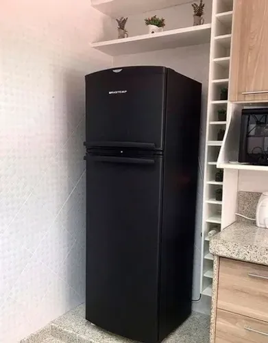 ENVELOPAMENTO DE GELADEIRAS 