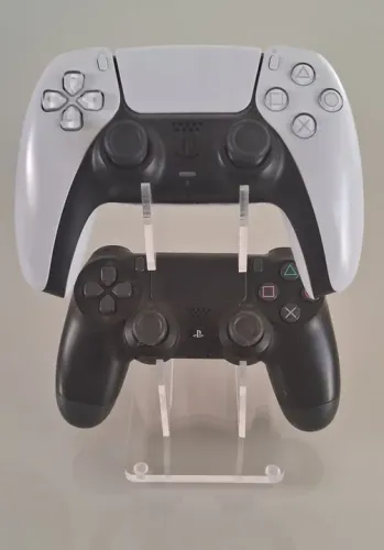 Suporte universal para 2 controles de vídeo games e PC gamer.