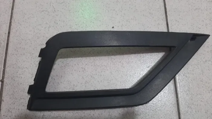 Moldura Milha Gol Saveiro Voyage G8 Ld Original