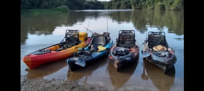 A l u g u e l  caiaque