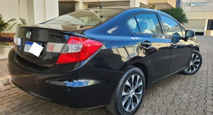 Honda Civic Sedan LXR 2.0 Flexone 16V Aut. 4P 2016