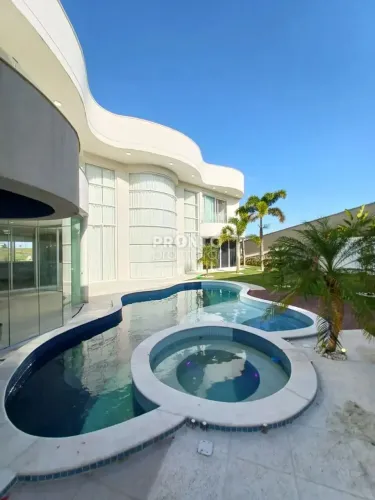 Casa de Luxo Mobiliada em Condomínio Fechado Exclusividade, Conforto e Sofisticação em 54