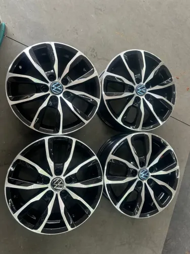 Rodas aro 15 5/100 Volkswagen originais