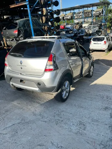 Renault Sandero StepWay 1.6 16V 2013 Automatico 112cvs - Vendido em Peças