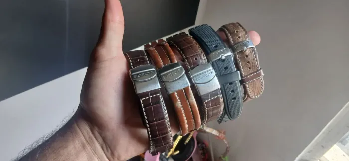 Pulseiras relógio swatch Original vendo olx pay mais entrega para todo Brasil